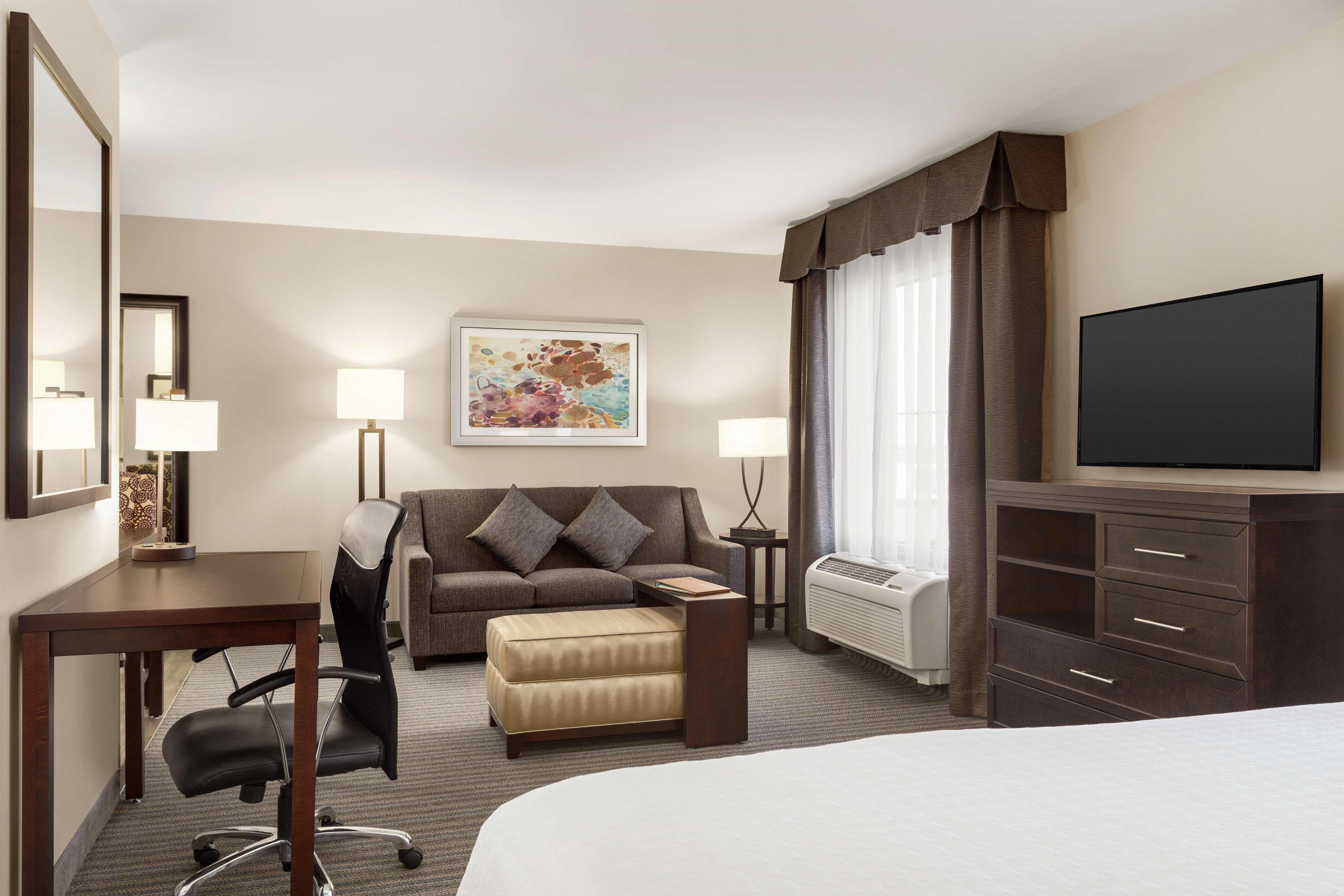 Homewood Suites By Hilton Fargo Exterior photo