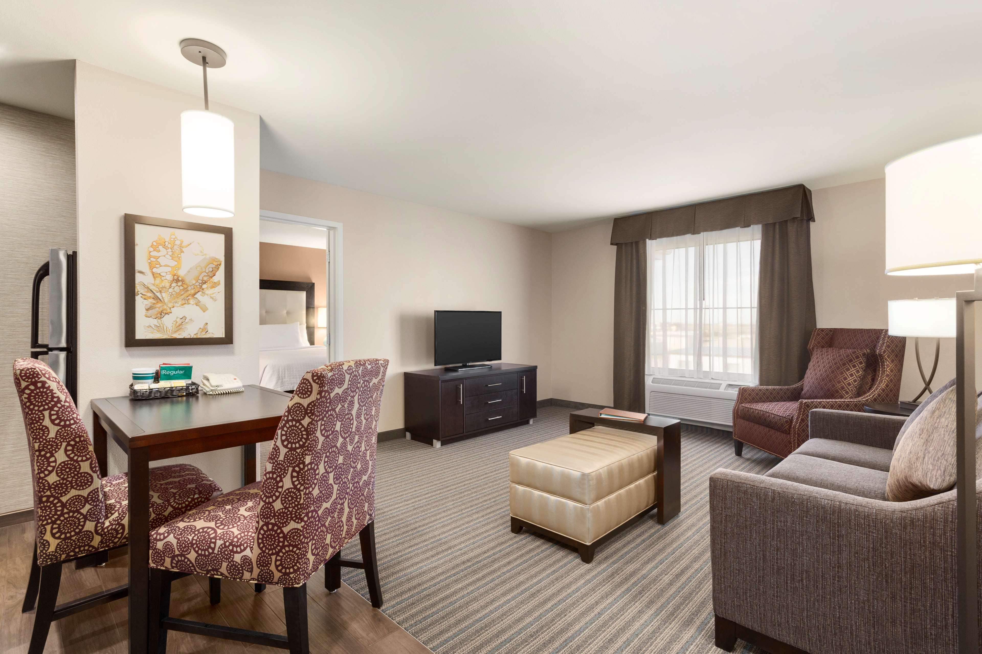 Homewood Suites By Hilton Fargo Exterior photo