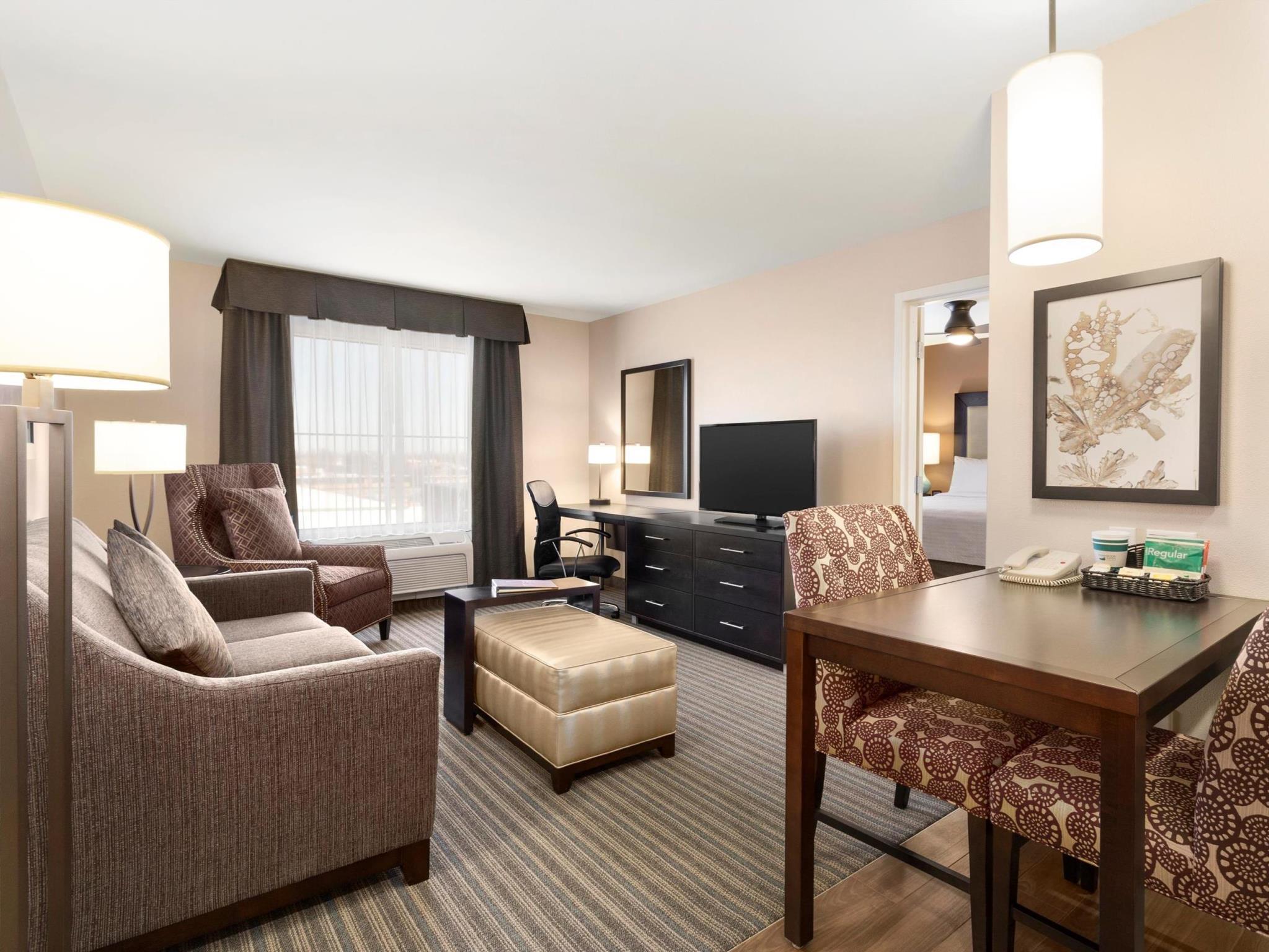 Homewood Suites By Hilton Fargo Exterior photo