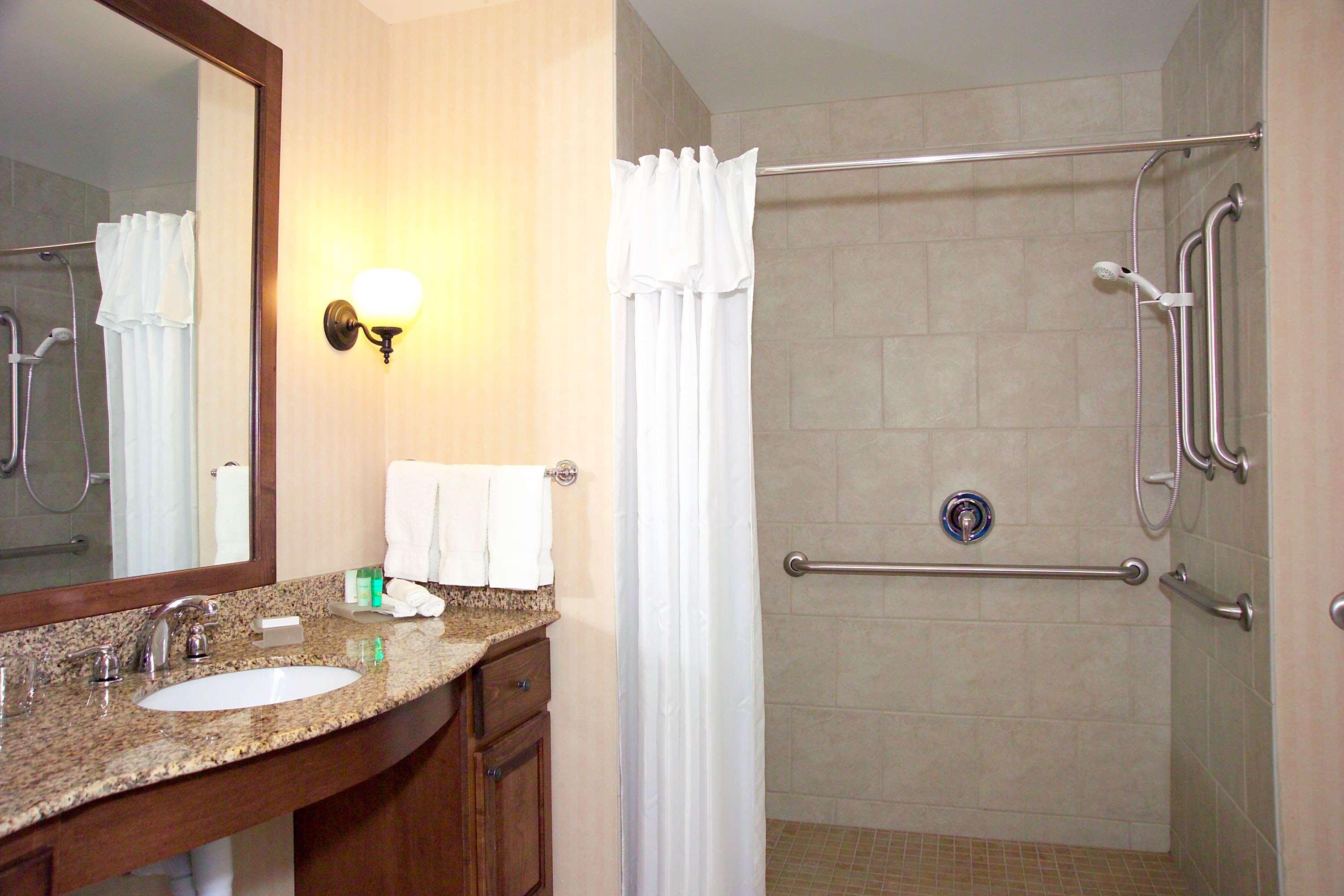Homewood Suites By Hilton Fargo Room photo
