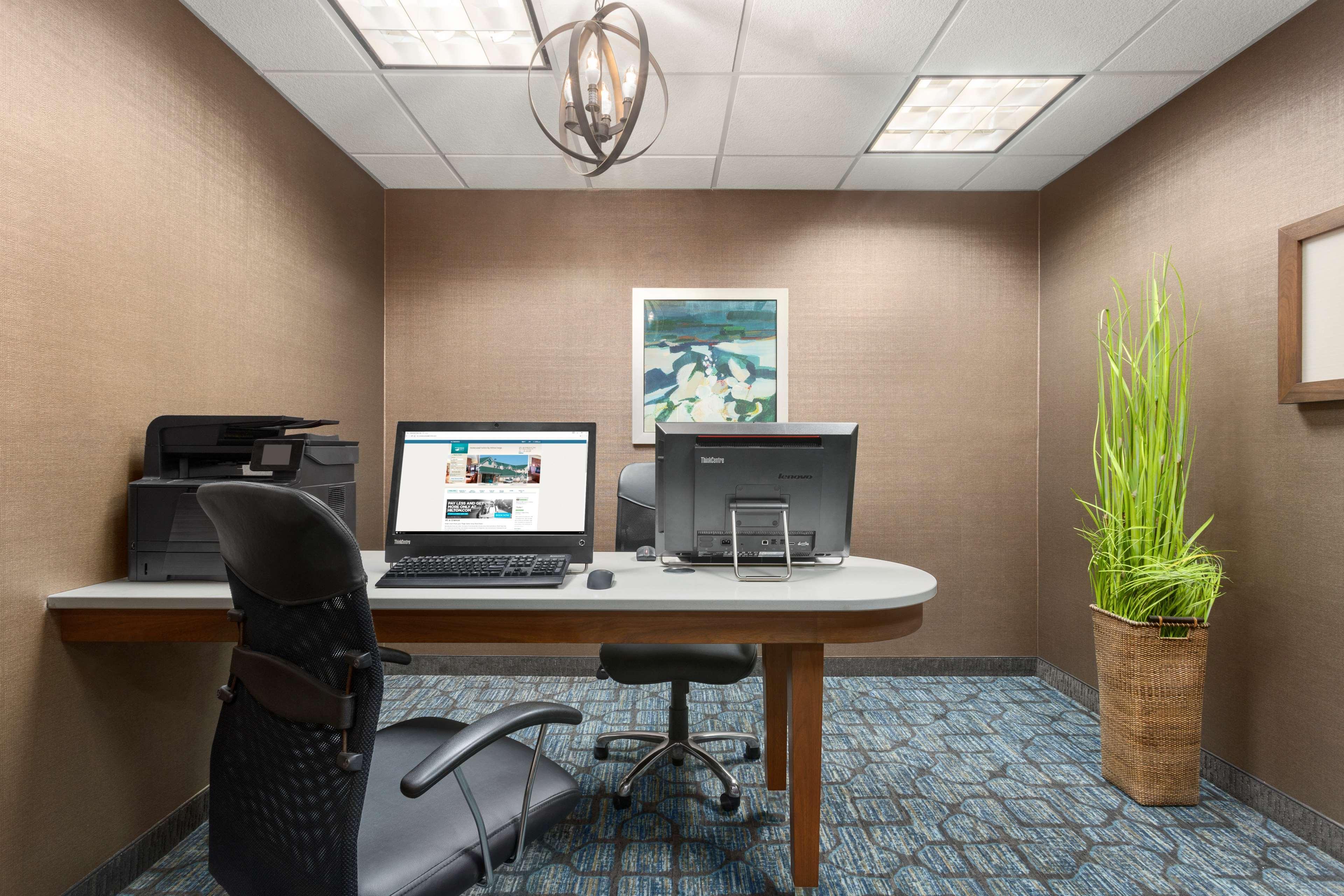 Homewood Suites By Hilton Fargo Exterior photo