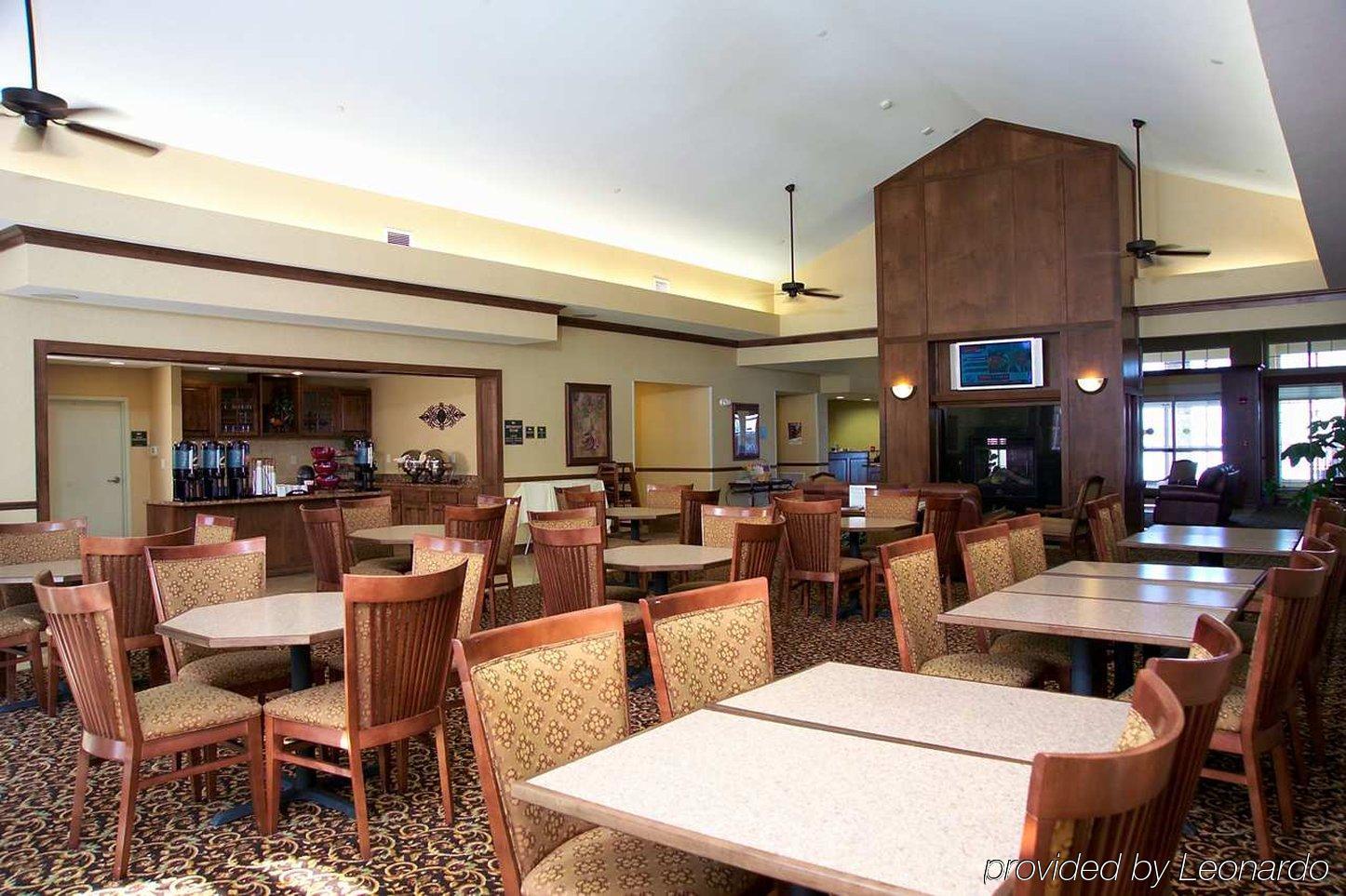 Homewood Suites By Hilton Fargo Restaurant photo